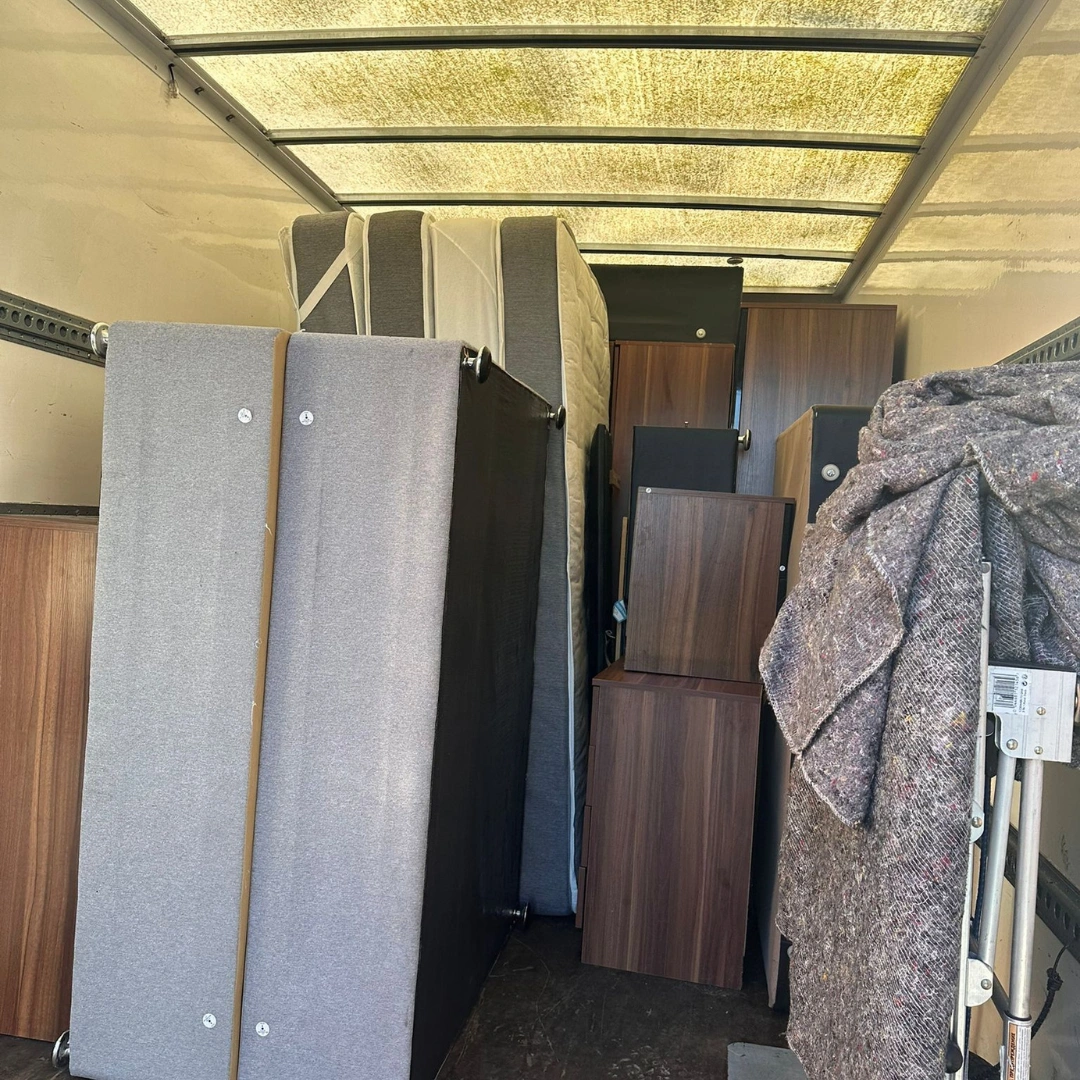 12 quick manchester movers